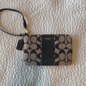 Coach Signature Black and Tan Wristlet